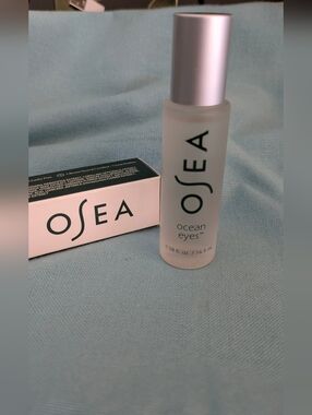 NIB Osea Ocean Eyes Age-Defying Eye Serum Rollerball 16.5 ML Clean Beauty